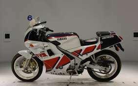 YAMAHA FZR250 2KR