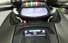 DUCATI DIAVEL STRADA 2014