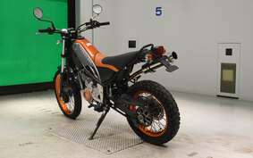 YAMAHA TRICKER DG10J