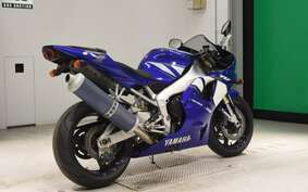 YAMAHA YZF-R1 2001 RN04