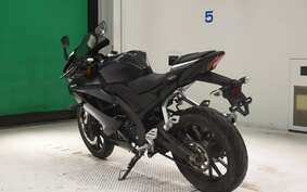 YAMAHA YZF-R125