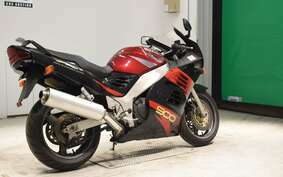 SUZUKI RF900R 2001 GT73A