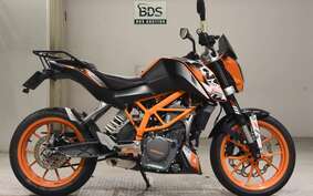 KTM 390 DUKE 2015