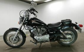 YAMAHA VIRAGO 250 3DM