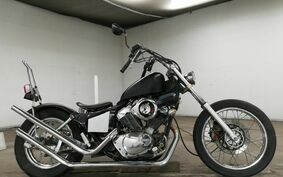 YAMAHA VIRAGO 250 S 3DM