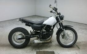 YAMAHA TW225 DG09J