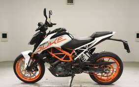 KTM 390 DUKE 2019 JPJ40