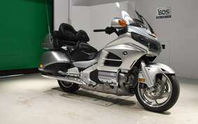 HONDA GL 1800 GOLD WING 2013 SC68