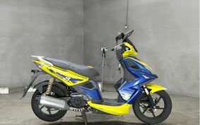 KYMCO SUPER 8 不明