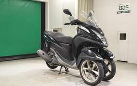 YAMAHA TRICITY 125 SE82J