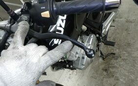 SUZUKI EN125 2A