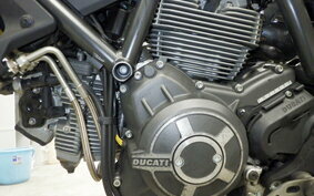 DUCATI SCRAMBLER ICON 2016