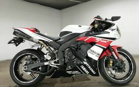 YAMAHA YZF-R1 2004 RN13