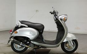 YAMAHA VINO 125 SE24