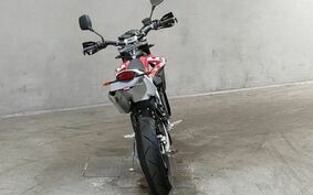 HUSQVARNA SM250R 不明