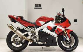 YAMAHA YZF-R1 2000 RN04