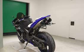 YAMAHA YZF-R1 2005 RN13