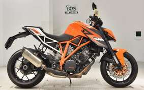 KTM 1290 SUPER DUKE R 2014 V3940