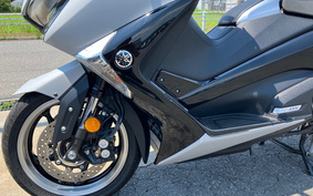 YAMAHA T-MAX 530 DX ABS 2019 SJ15J