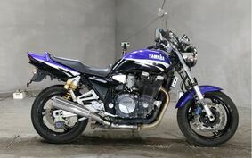 YAMAHA XJR1300 2002 RP03J