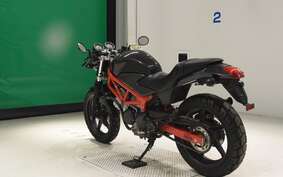 HONDA VTR 250 Gen. 2 MC33