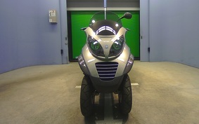 PIAGGIO MP3 250 M472