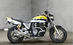 YAMAHA XJR1200 1996 4KG