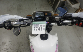 YAMAHA SEROW 225 Gen.2 1KH