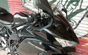 KAWASAKI NINJA ZX 25 ZX250E