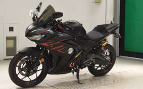 YAMAHA YZF-R25 A RG10J