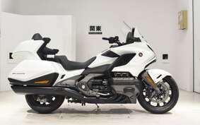 HONDA GL 1800 GOLD WING TOUR DCT 2021 SC79