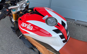 APRILIA トゥオーノ1000Rファクトリ 2007