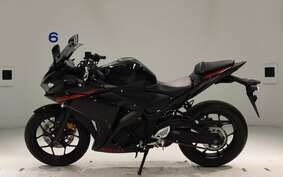 YAMAHA YZF-R25 RG10J