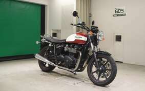 TRIUMPH BONNEVILLE 2015