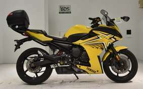 YAMAHA FAZER FZ6 R 2011