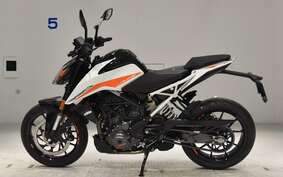 KTM 390 DUKE 2024