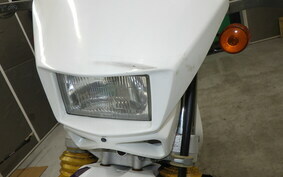 SUZUKI DR250 R-S SJ45A