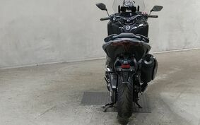 YAMAHA T-MAX 560 2022 SJ19J