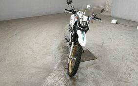 YAMAHA SEROW 250 DG17J