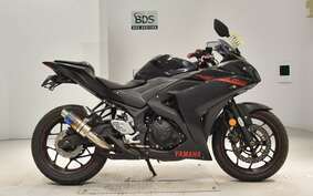 YAMAHA YZF-R25 RG10J