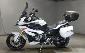 BMW S1000XR 2015 0D03