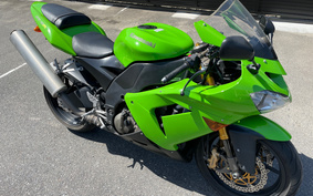 KAWASAKI NINJA 2004 ZXT00C