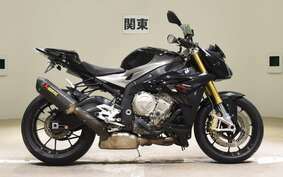 BMW S1000R 2015 0D02