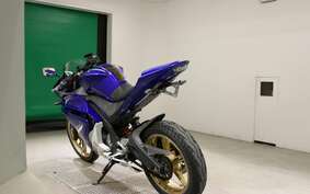 YAMAHA YZF-R125