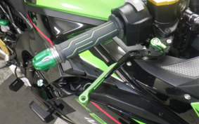 KAWASAKI ZX-25R ZX250E