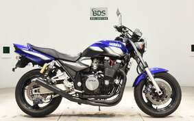 YAMAHA XJR1300 2001 RP03J