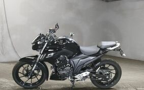 YAMAHA FZ25 RG69