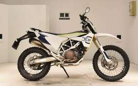 HUSQVARNA 701ED 2017 UEV4