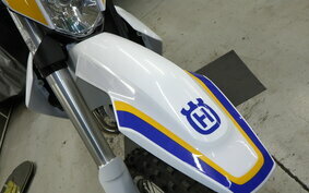 HUSQVARNA FE250