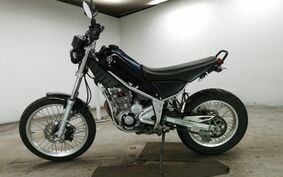 YAMAHA TRICKER DG16J